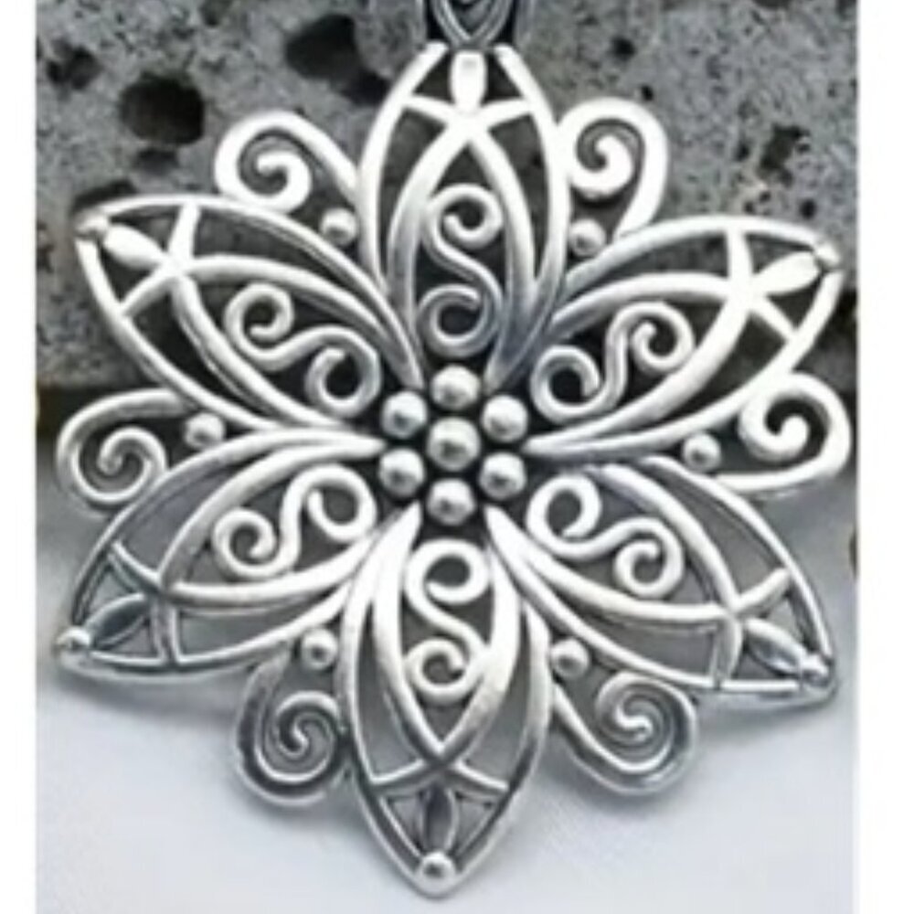 Long Vintage Intricate Floral Design Silver Electro-Plated Pendant and Necklace